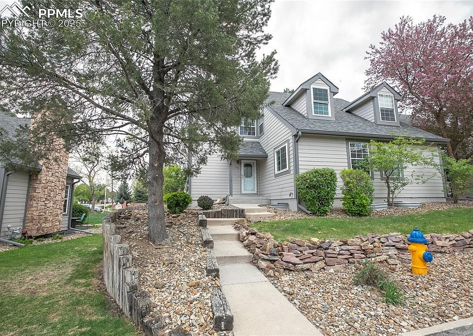 1st image of 416 Cobblestone Dr