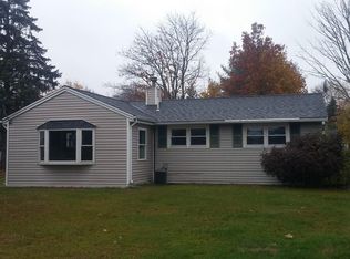 169 E Bacon St, Plainville, MA 02762