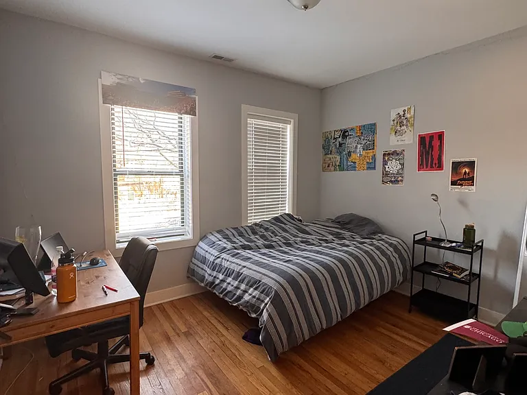 360 At The U — Photo 18