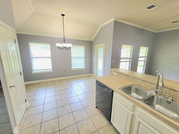 3rd image of 3261 Grand Lake Dr