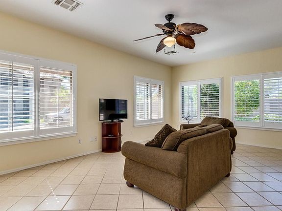 4th image of 2642 E Bellerive Dr