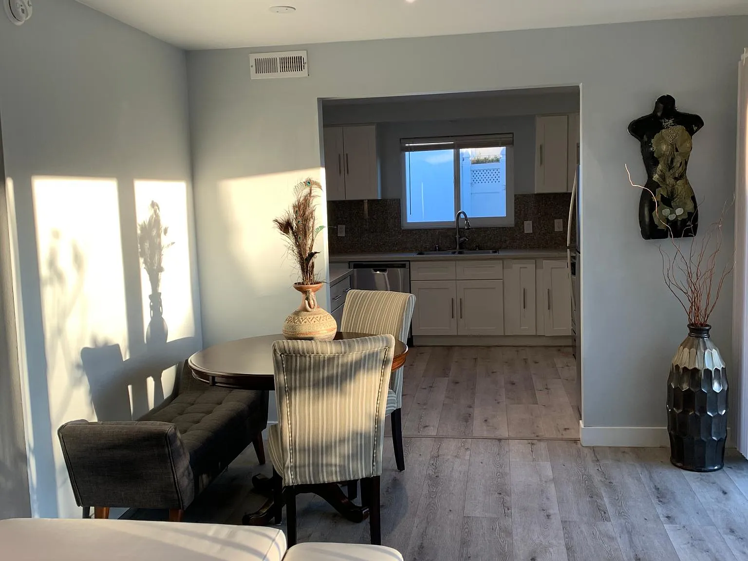 6629 Melba Ave — Photo 3