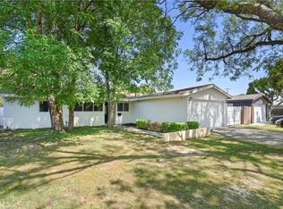 20617 Schoenborn St, Winnetka, CA 91306