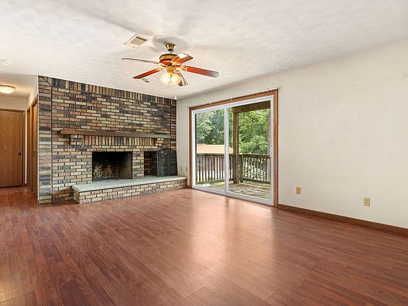 2nd image of 3626 38th St APT 19