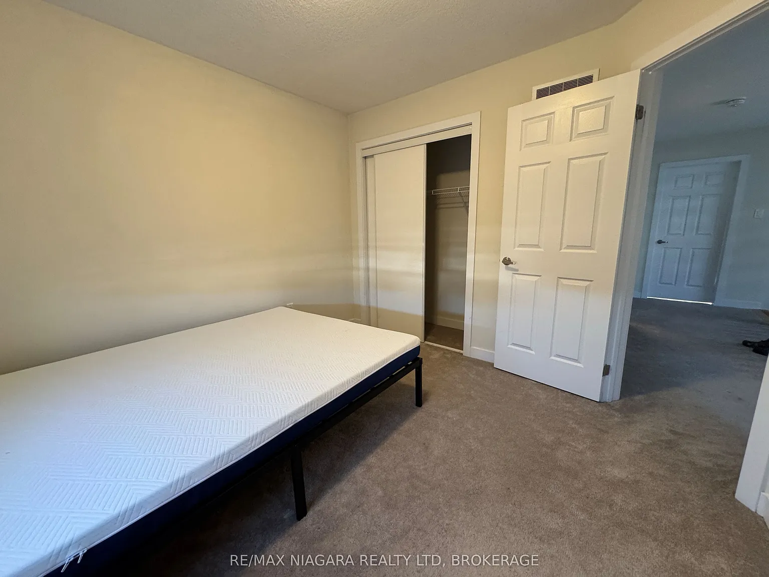 3 bed, $2,650 — Photo 4