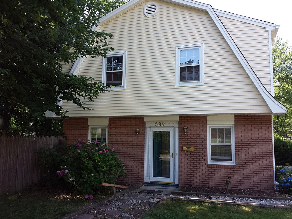 1st image of 589 Hillsdale Ave