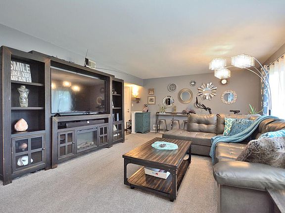 2nd image of 1190 Pilgrim PARKWAY