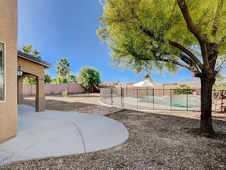 8170 Hawk Clan Ct — Photo 55