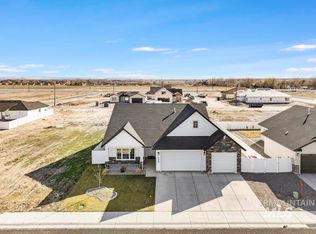 1229 Crestview Dr, Twin Falls, ID 83301