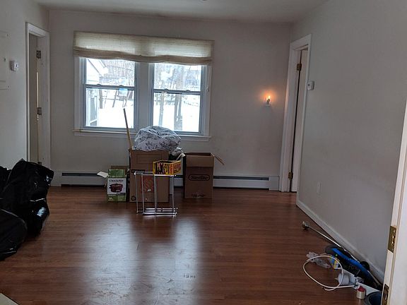 3rd image of 15 Sergio Ln