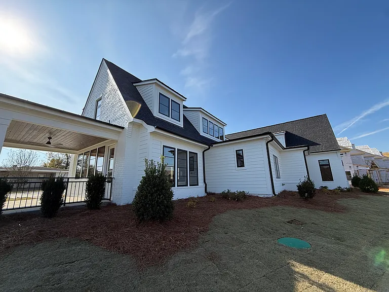 15 Hackberry Cir #B — Photo 4