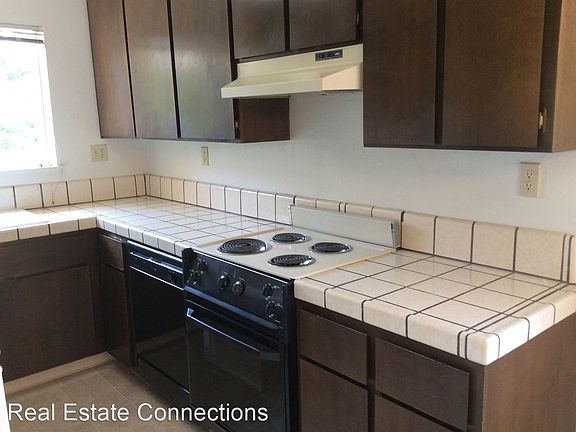 3rd image of 968 Azure St B212-unit 4
