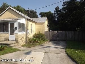 2nd image of 717 W 17th St