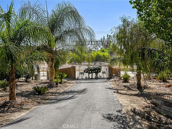 4th image of 46119 Rainbow Rd