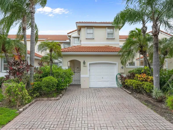 1580 Yellowheart Way #1580, Hollywood, FL 33019
