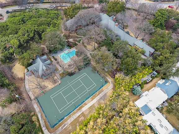 2nd image of 9246 Sunny Brook Ln