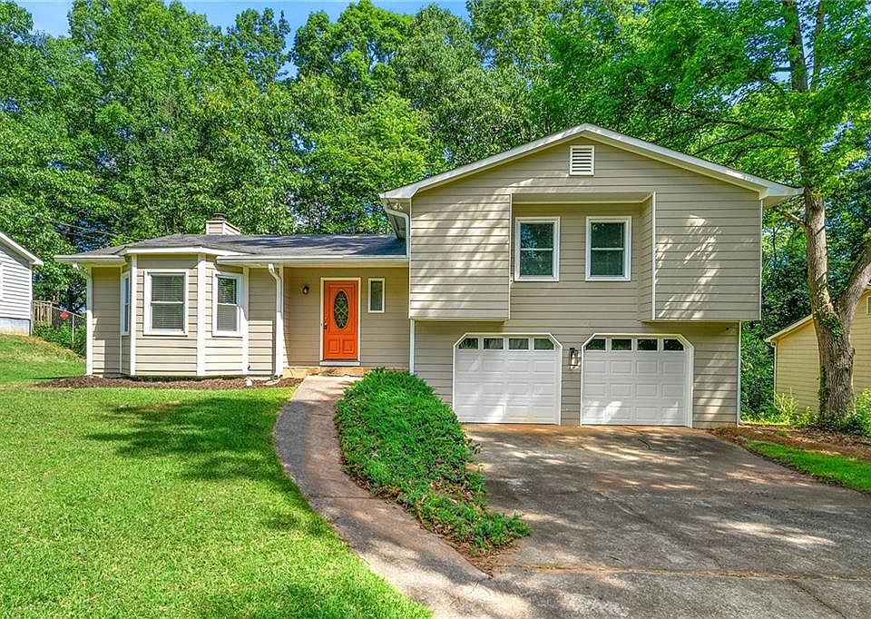 1st image of 3521 Quail Hollow Trl