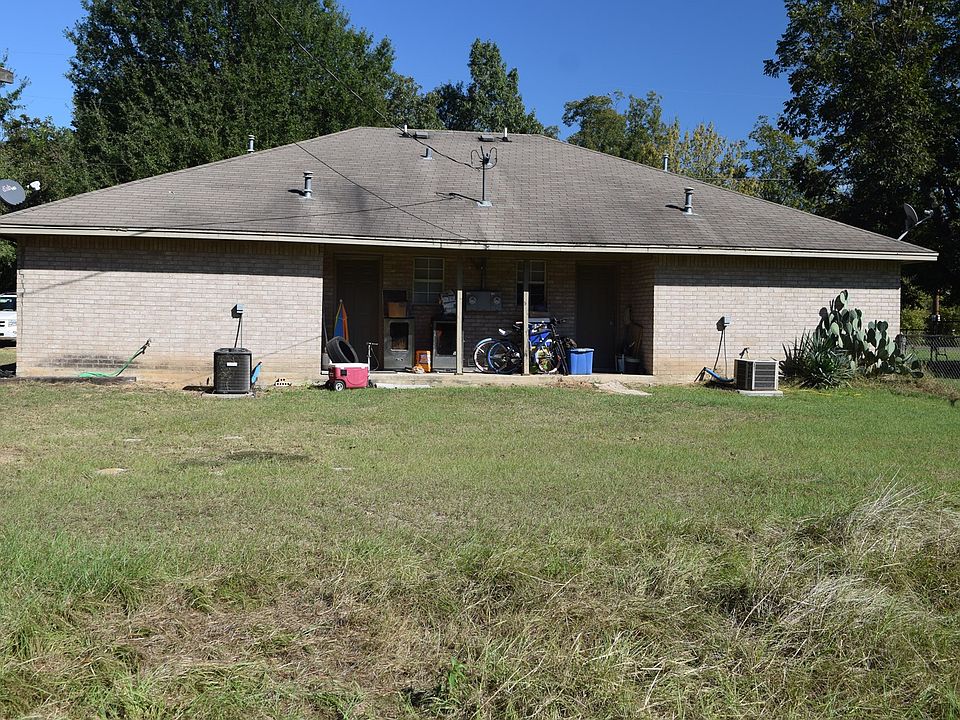2nd image of 725 Anderson Rd