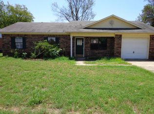 1410 E L St, Russellville, AR 72801