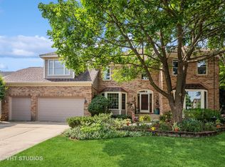 1102 Gallant Ct, Wheaton, IL 60187