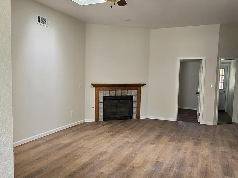 5987 Arabian Pl — Photo 2