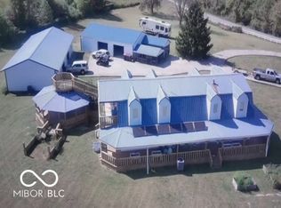 11032 Fiscus Cemetery Rd, Coal City, IN 47427