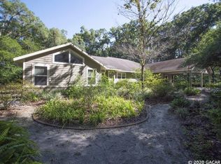 27206 SW 22nd Pl, Newberry, FL 32669