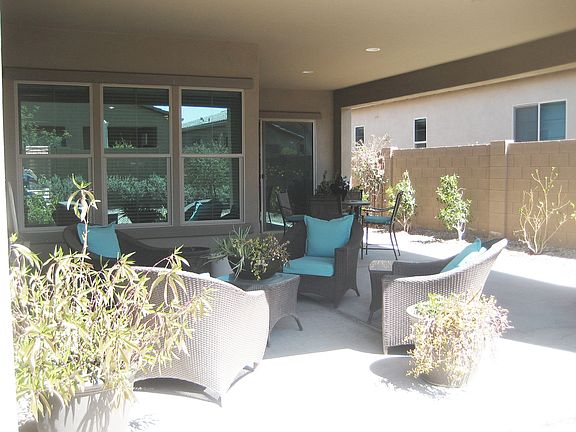Outdoor living !
