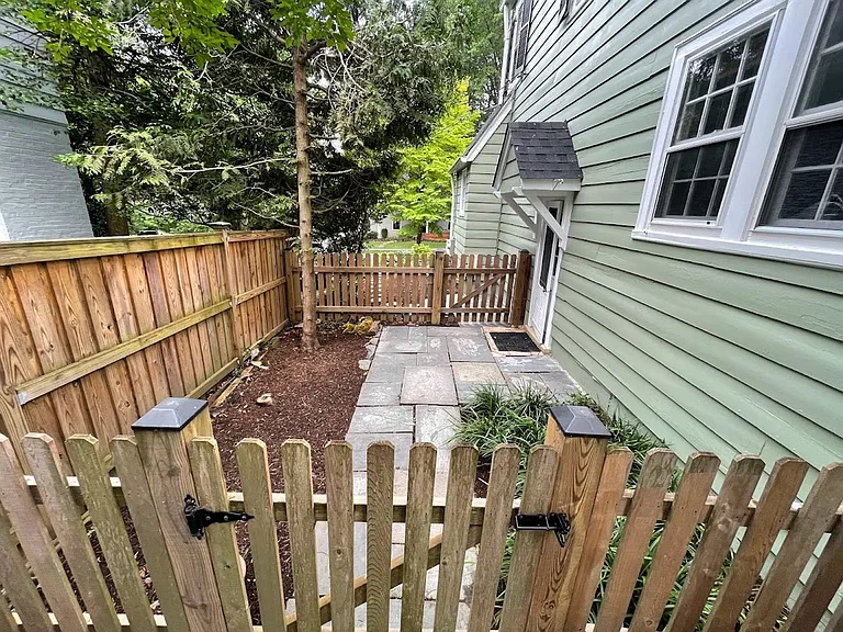 6917 Woodside Pl — Photo 13