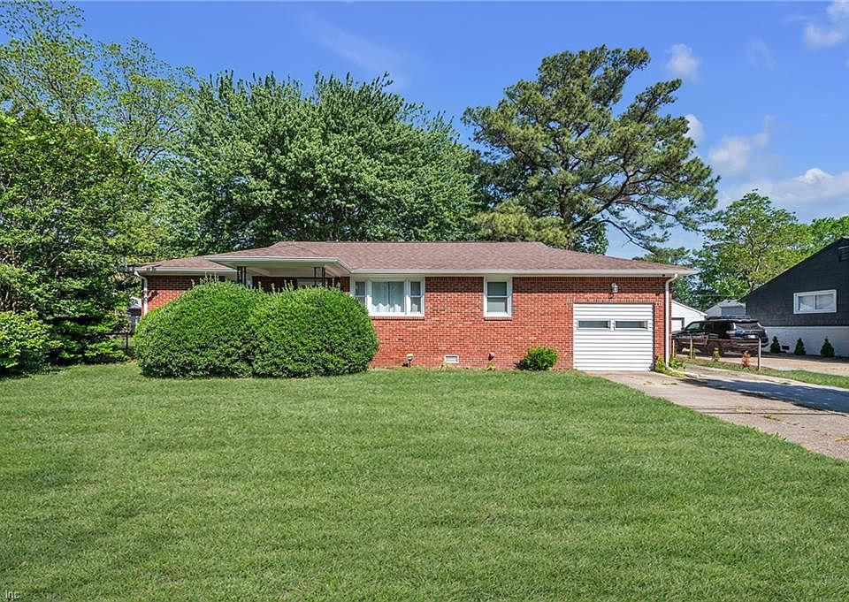 1st image of 2538 Heutte Dr