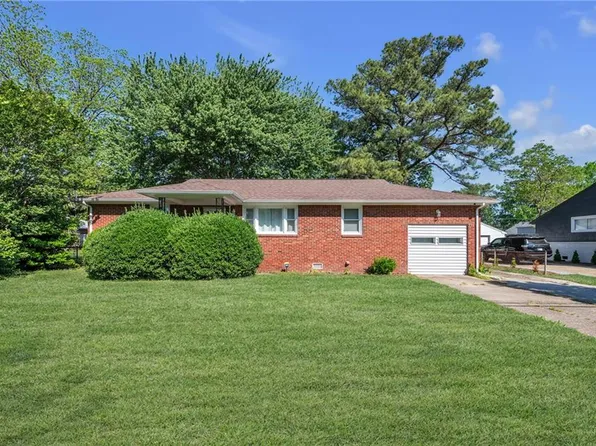 2538 Heutte Dr, Norfolk, VA 23518