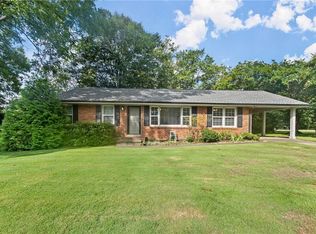 314 N 5th Ave, Winder, GA 30680