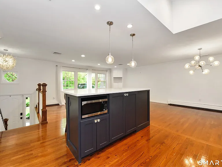 17 Grey Hollow Rd — Photo 6