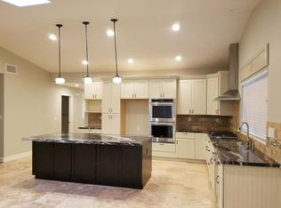 3841 Rose St, Seal Beach, CA 90740