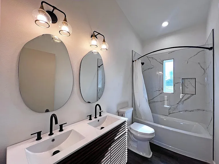 110 Landry Cir — Photo 10