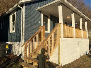 69 Falls View Rd, Charlton Heights, WV 25040