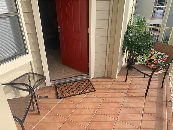 3rd image of 3038 Parkway Blvd APT 206
