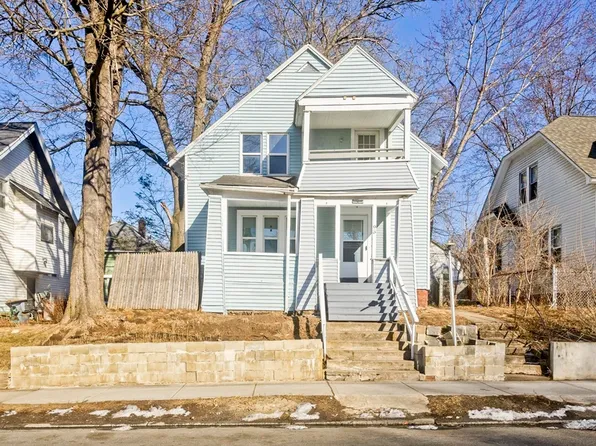 93 Bristol St, Springfield, MA 01109