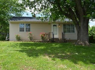 6113 Old State Rd, Imperial, MO 63052