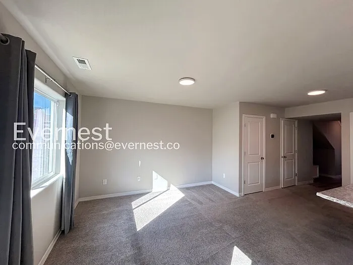945 Technology Ct — Photo 7