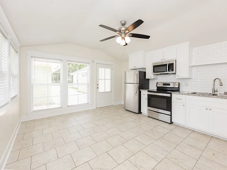 836 Steele Blvd — Photo 20