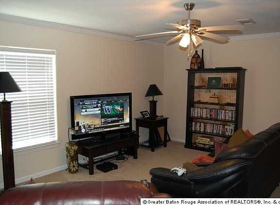 5th image of 2045 Elvin Dr