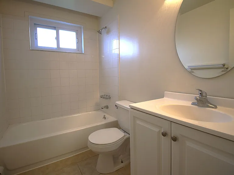 Hopewell Gardens Apartments — Photo 16