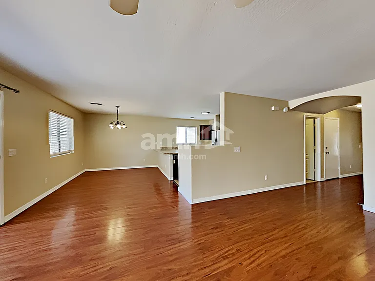 8338 W Payson Rd — Photo 8