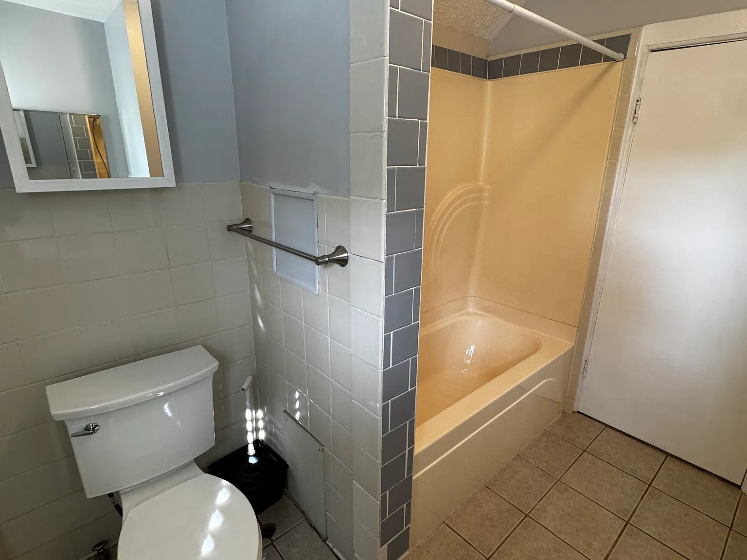 1 bed, 650 sqft, $1,200 — Photo 4