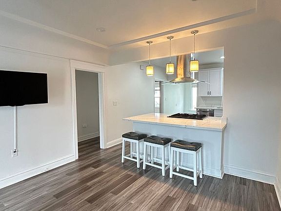 5th image of 10 W Cavour St #94014