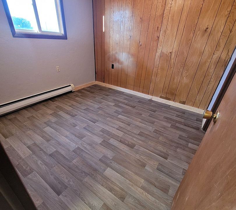 Snyder 21 N 4th Street Apartments Miles City, MT Zillow