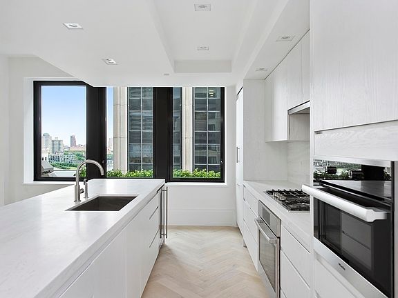 5th image of 101 Wall St APT 21A