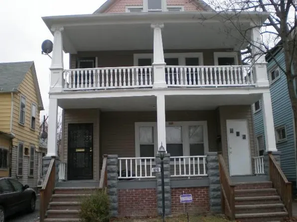 928 Wheelock Rd, Cleveland, OH 44103