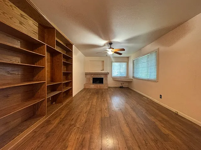 21119 Ashfield Ave — Photo 4